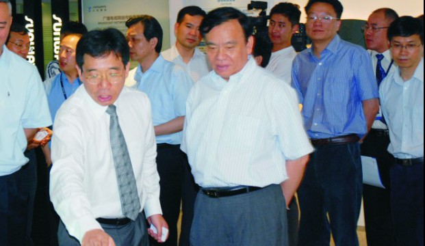 天下人大教育科学文化卫生委员会主任委员李学勇-向导眷注-pg电子通讯——天下和你更近