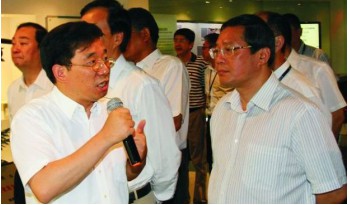 棰嗗鍏虫-涓夌淮閫氫俊鈥斺斾笘鐣屽拰浣犳洿杩